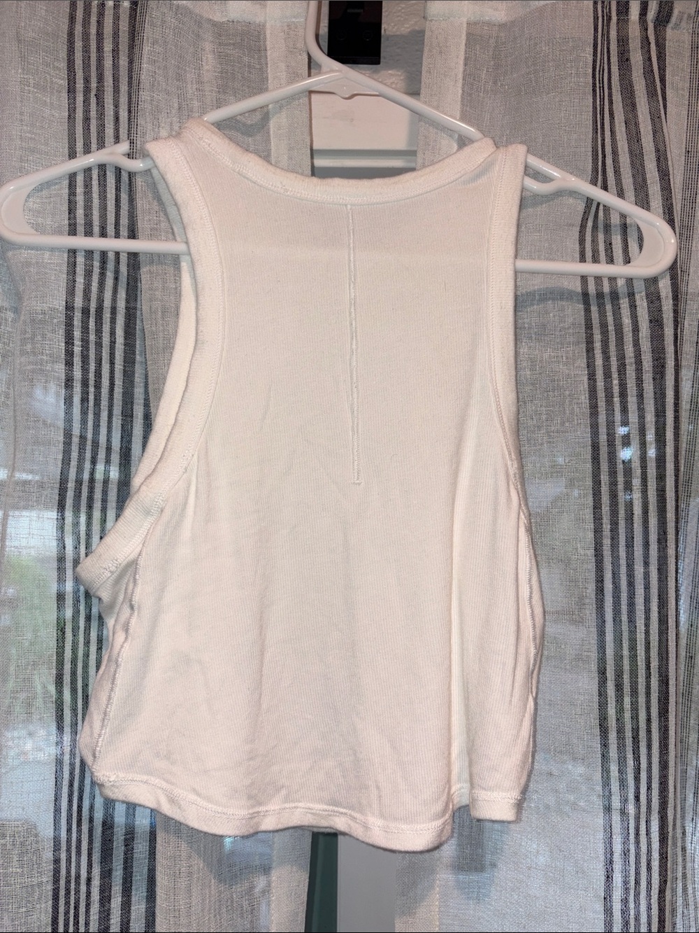 Lululemon Ribbed White cropped Racerback tank - Picture 2 of 3